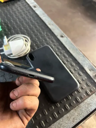 VENDO IPHONE XR ZERADO 