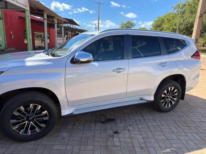 Mitsubishi Pajero Sport HPE 2.4 4X4 Diesel Aut. 2021