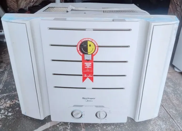 Vendo ar condicionado funcionando perfeitamente bem. Pode testar ele a vontade