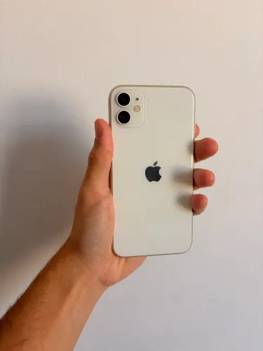 iPhone 11, 64Gb usado