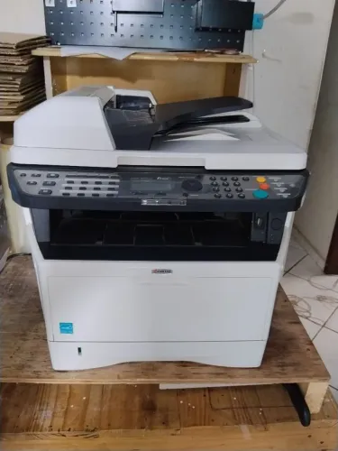 Impressora copiadora multifuncional Kyocera 2535