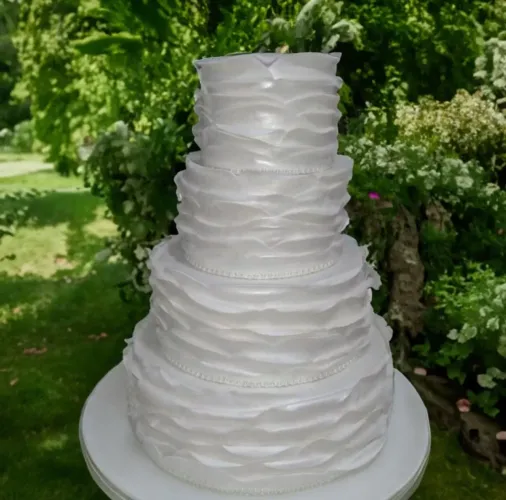 Bolo fake pra casamento