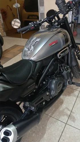 Vendo Moto Custom SBM 600 QJmotor