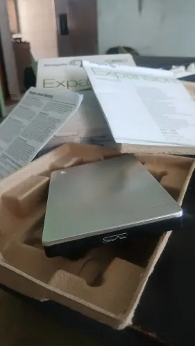 HD Externo de 1Tb Seagate na caixa