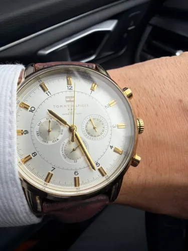 Relógio Tommy
