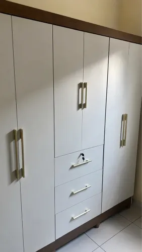 Guarda roupa solteiro