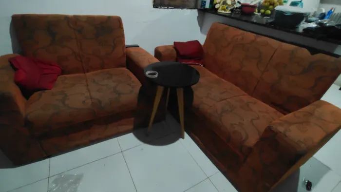 Sofá de 2 e 3 lugares