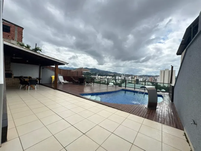 Casa Alto Padrão a VENDA Bairro Iguaçu
