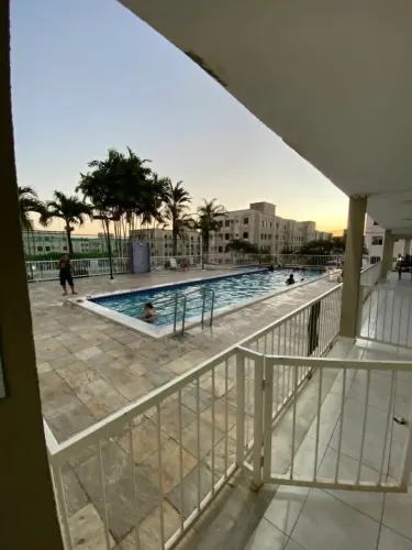 ALUGA-SE APARTAMENTO TÉRREO COM QUINTAL  81m² SEMI MOBILIADO.
