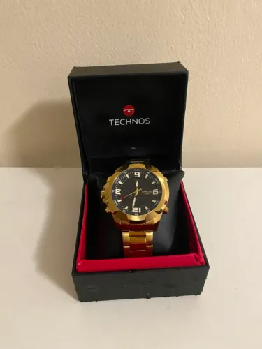 Relógio digital dourado masculino technos