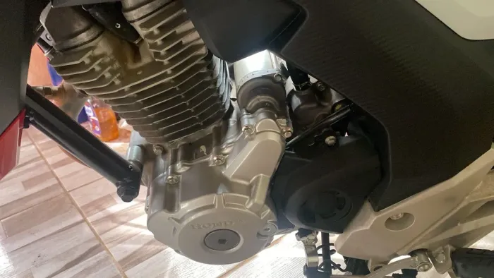 CB Twister 250 ano 2022 km rodado 7388