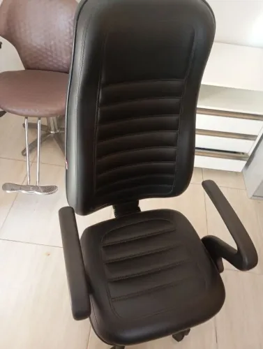 VENDO CADEIRA DE ESCRITÓRIO 