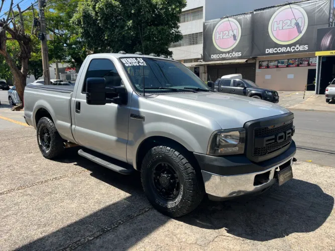 Ford F-250 XLT 3.9 4X2 Diesel TB 2009