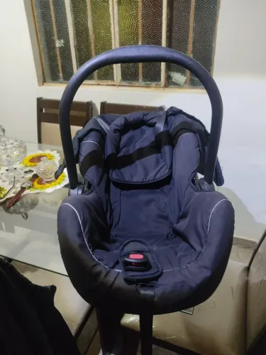 Bebê conforto, super conservado 