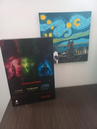 Box mestres do terror com Frankenstein, Dracula e O Médico e o Monstro