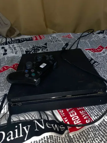 PS4- SLIM- 500GB