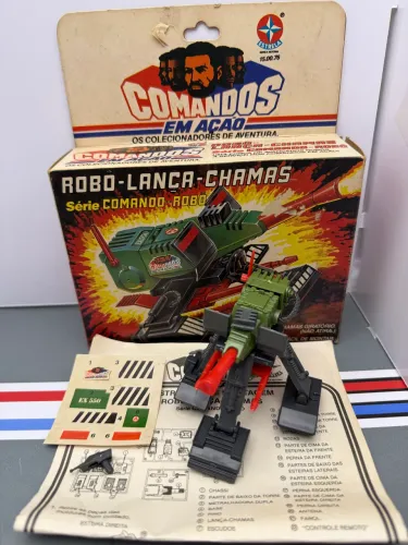 Comandos em Ação Robô Lança-Chamas com o raro controle - 1987