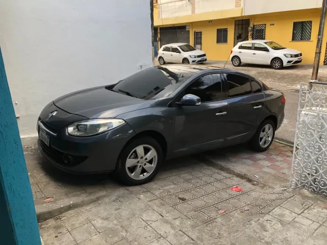 Renault Fluence Sed. Dynamique 2.0 16V Flex Mec. 2011