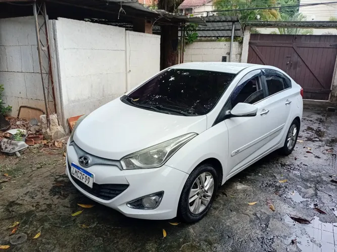 Hyundai HB20S Premium 1.6 Flex 16V Mec. 4P 2014