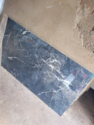 Vendo porcelanato retificado esmaltado