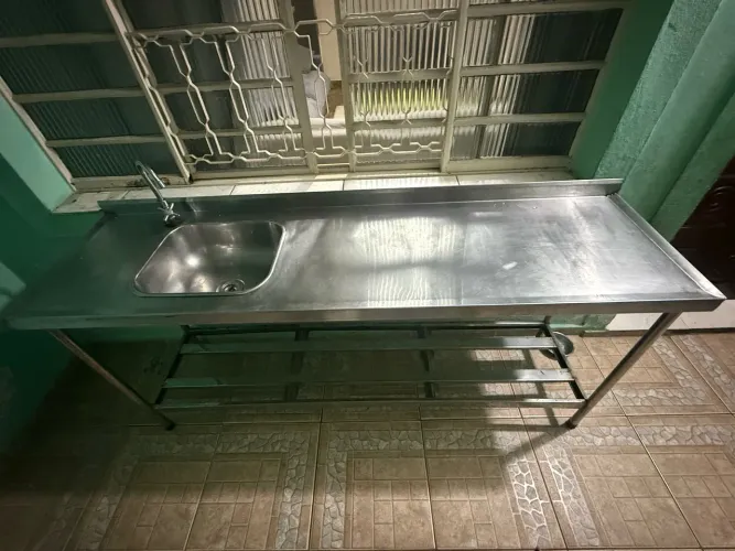 BANCADA DE INOX  COM CUBA LAVATÓRIO 