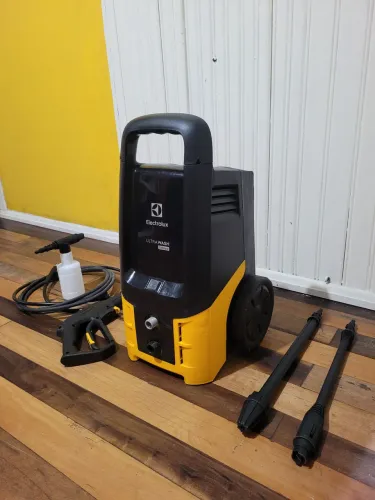 Vendo lavadora de Alta pressão