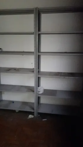 Estante de aço 