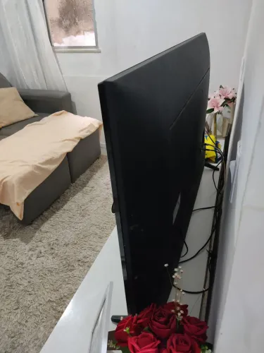 Smart tv LG 49 polegadas com defeito