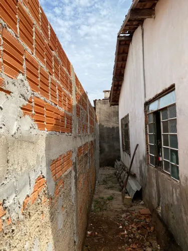 Casa a venda 
