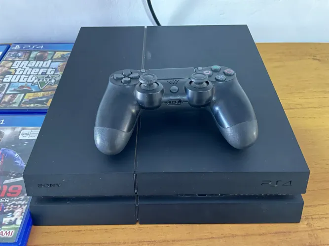 PlayStation 4
