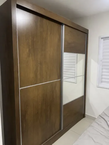 Guarda roupa de casal