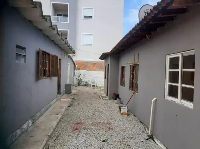 Lote em Servidão Ricardo Neves - Ingleses do Rio Vermelho - Florianópolis/SC