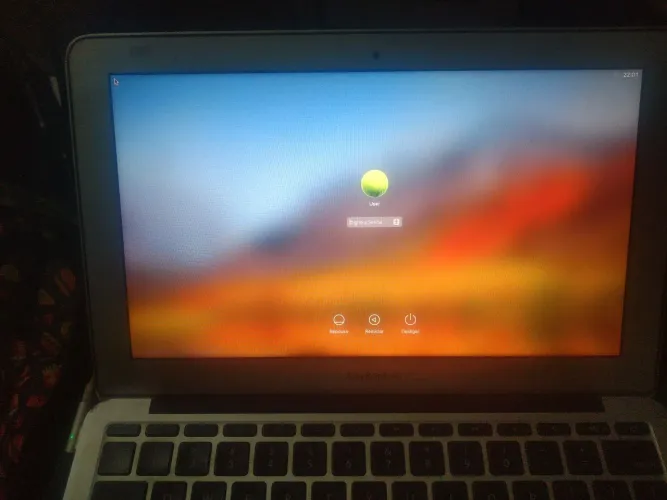 MacBook Air a1370 com defeito