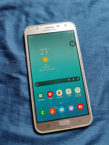Samsung Galaxy J7 Neo