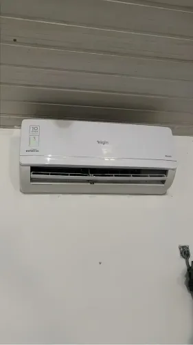 Ar-Condicionado Split Elgin Eco Inverter 9.000 BTUs - Usado