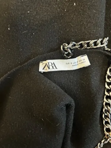 Vestido de lã preto Zara