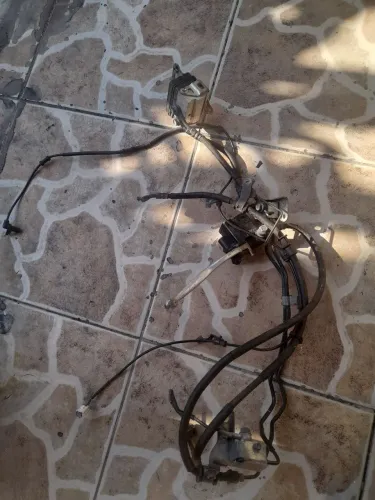 Peças de moto baratas pra sair logo 