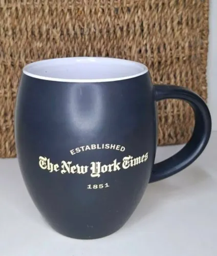 Caneca original the new york times