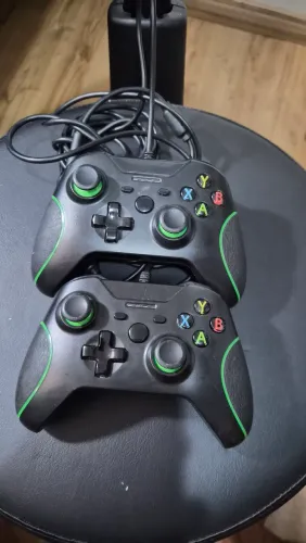 2 manetes para PC e Xbox