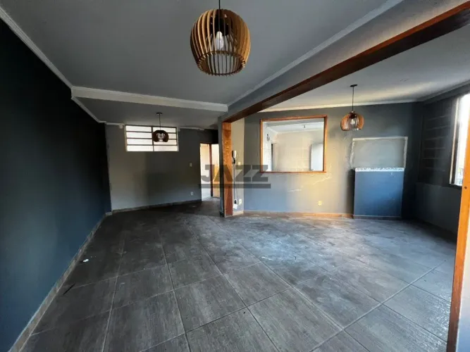 Apartamento no melhor ponto do Centro de Serra Negra