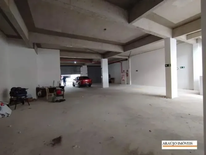 Loja Comercial para Alugar em Funcionários, BH  101 m²