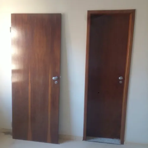 Porta + batente completa