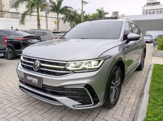 Volkswagen Tiguan Allspac R-line 300 TSI 2.0 2024