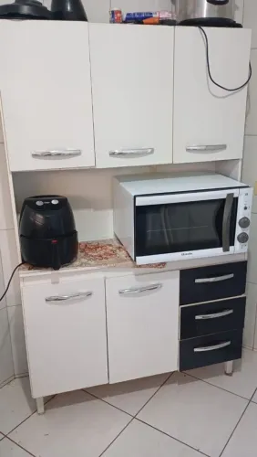 ARMÁRIO DE COZINHA