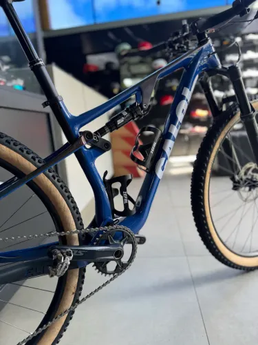 Caloi Elite Carbon Full