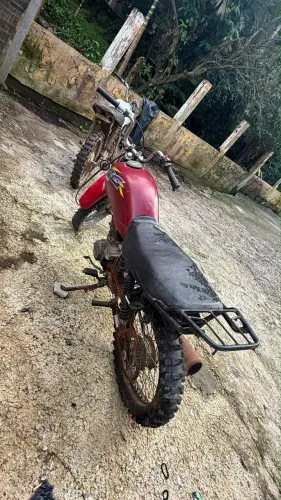 Duas Cg de trilha