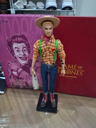 Boneco integrity toys fashion royalty
