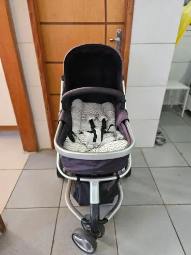 Carrinho de bebê safety 1st com acessórios