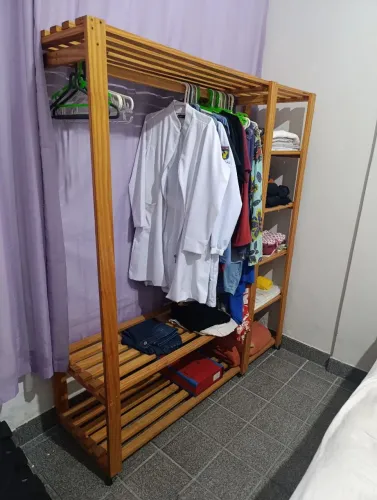 Armário guarda roupa estante