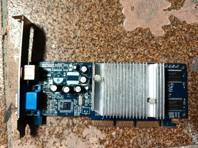 Placa de video Nvidia nvidia mx 4000 128MB DDR AGP